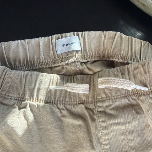 Boys Old Navy Khaki Elastic Shorts Size XL - Picture 3 of 5